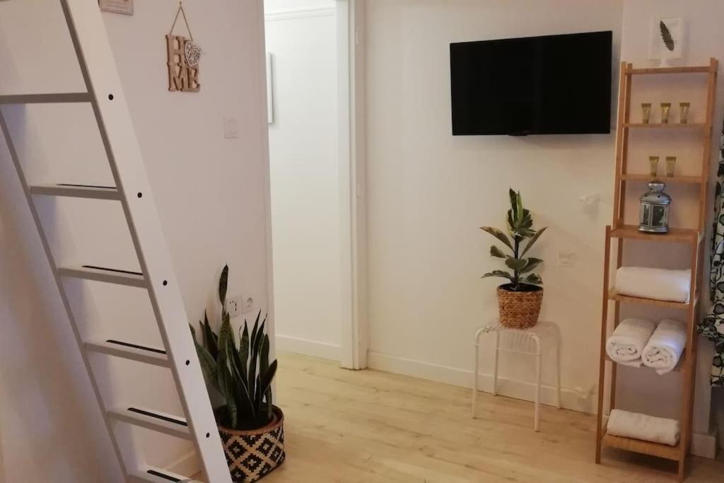 Heart Of Athens II 25Sqm Apartment Ngoại thất bức ảnh